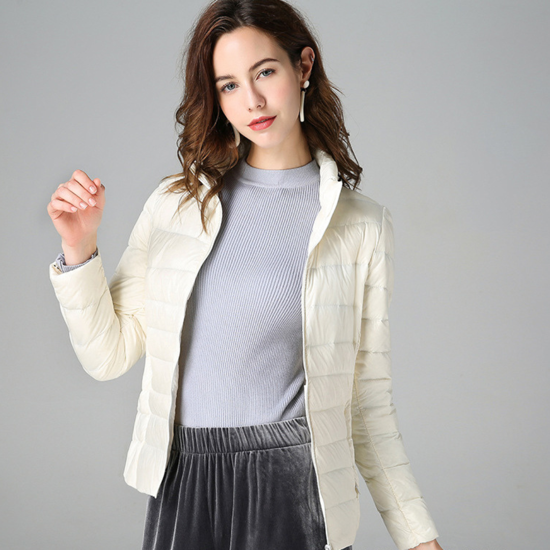 Theresia® | Nieuwe Ultralichte Winterjas met Witte Eendenveren